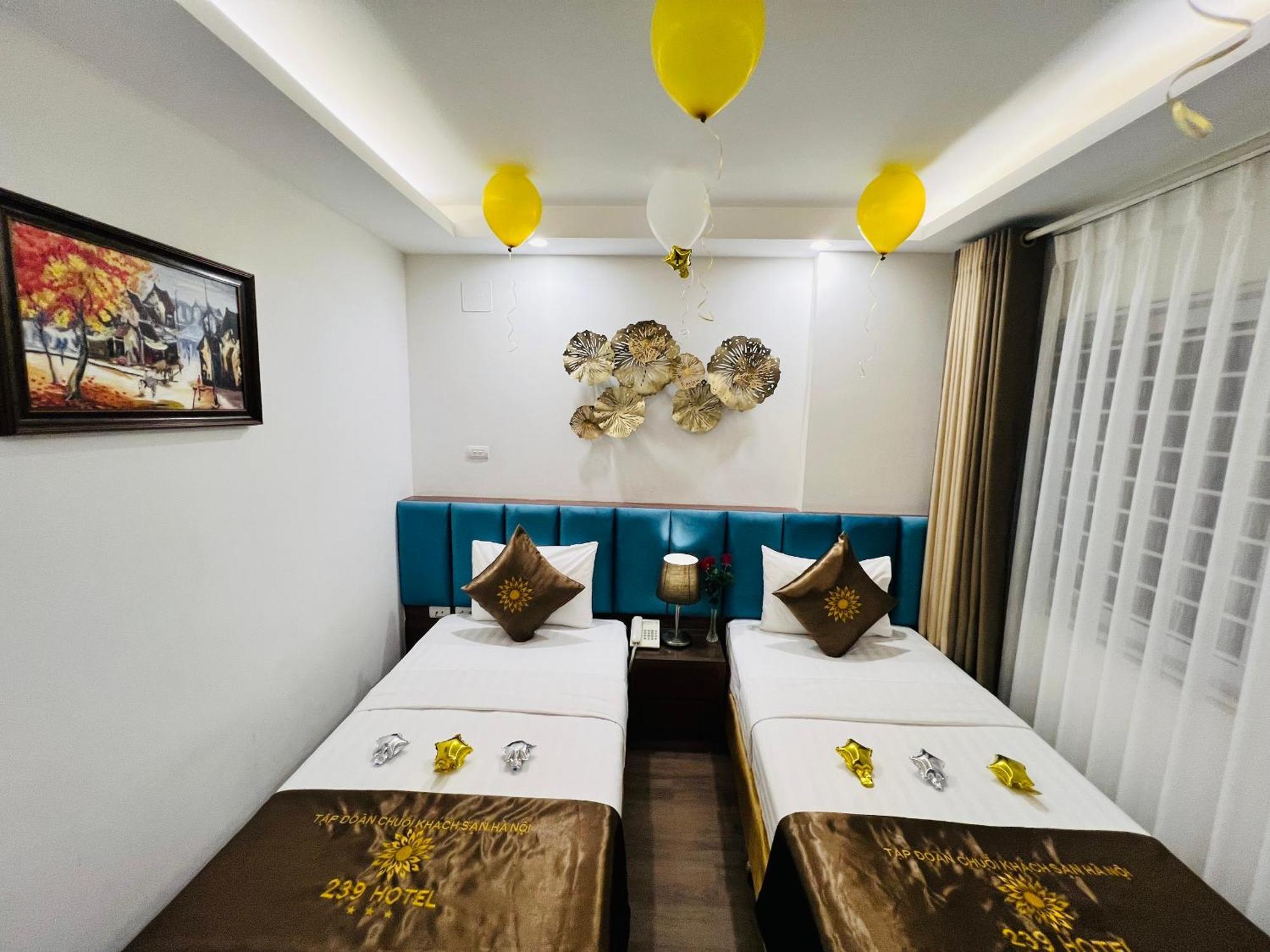 Hotel Khach San 239 Hanoi Esterno foto