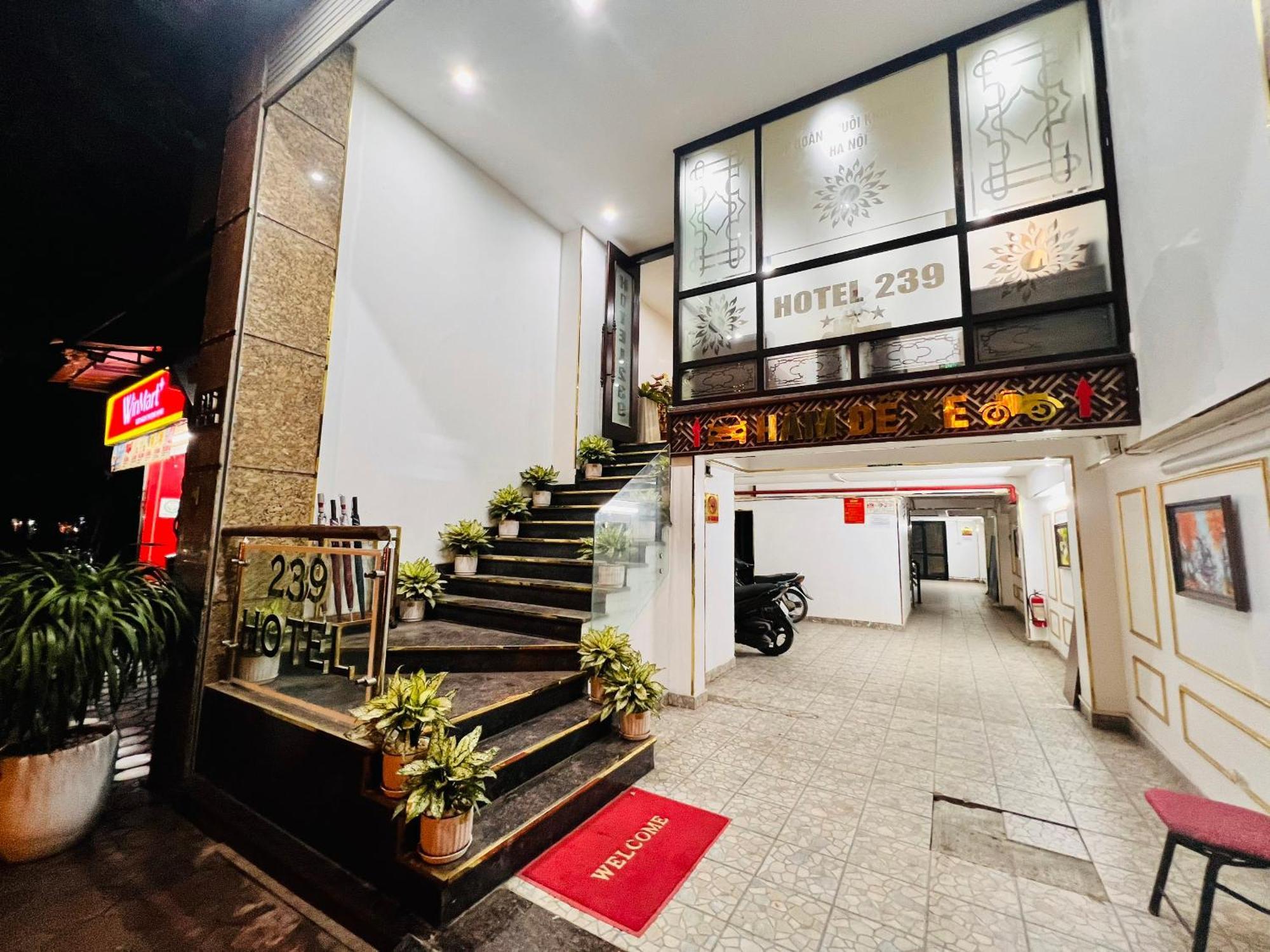 Hotel Khach San 239 Hanoi Esterno foto