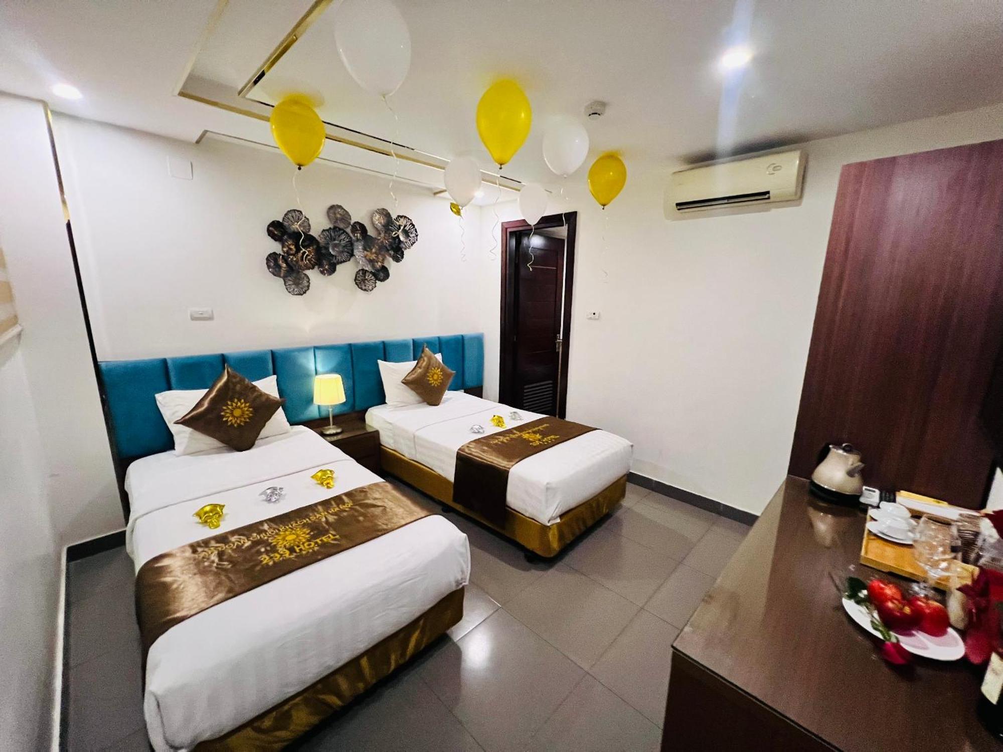 Hotel Khach San 239 Hanoi Esterno foto
