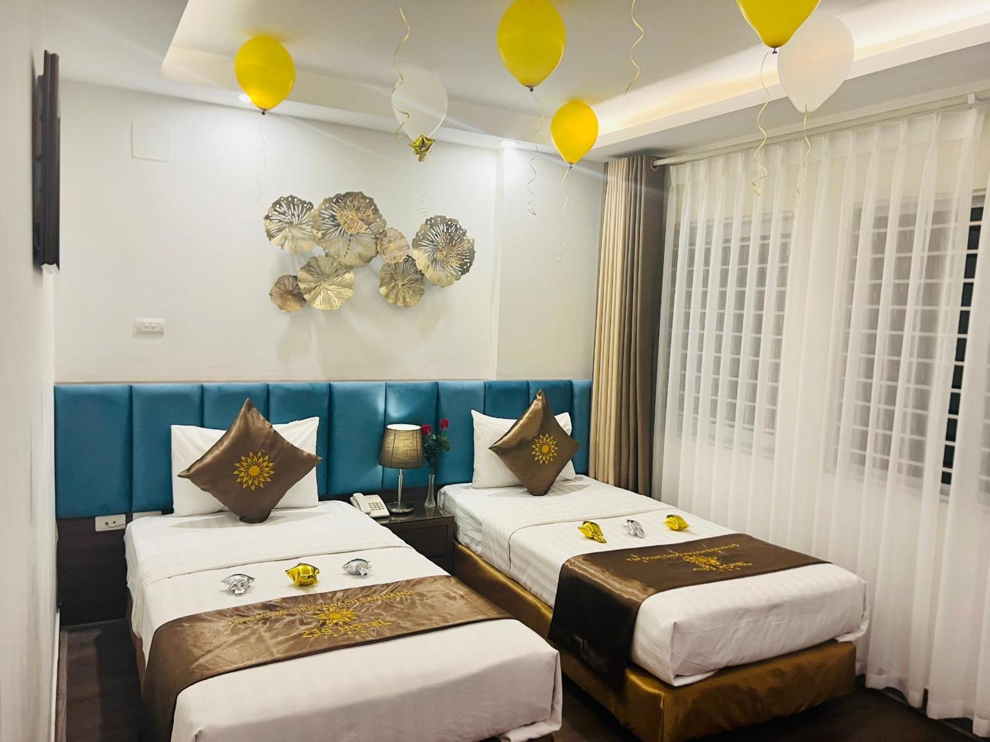 Hotel Khach San 239 Hanoi Esterno foto
