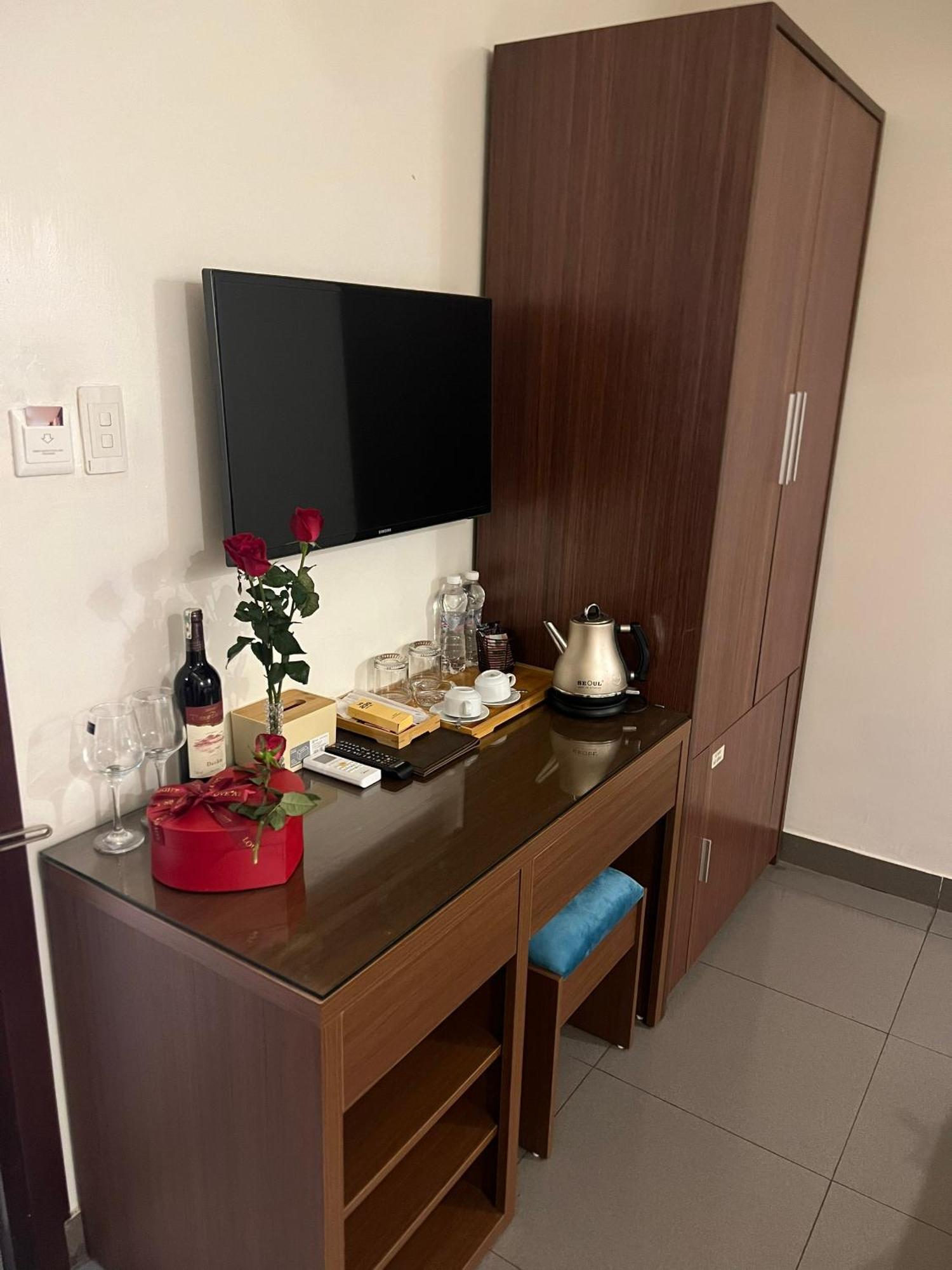 Hotel Khach San 239 Hanoi Esterno foto