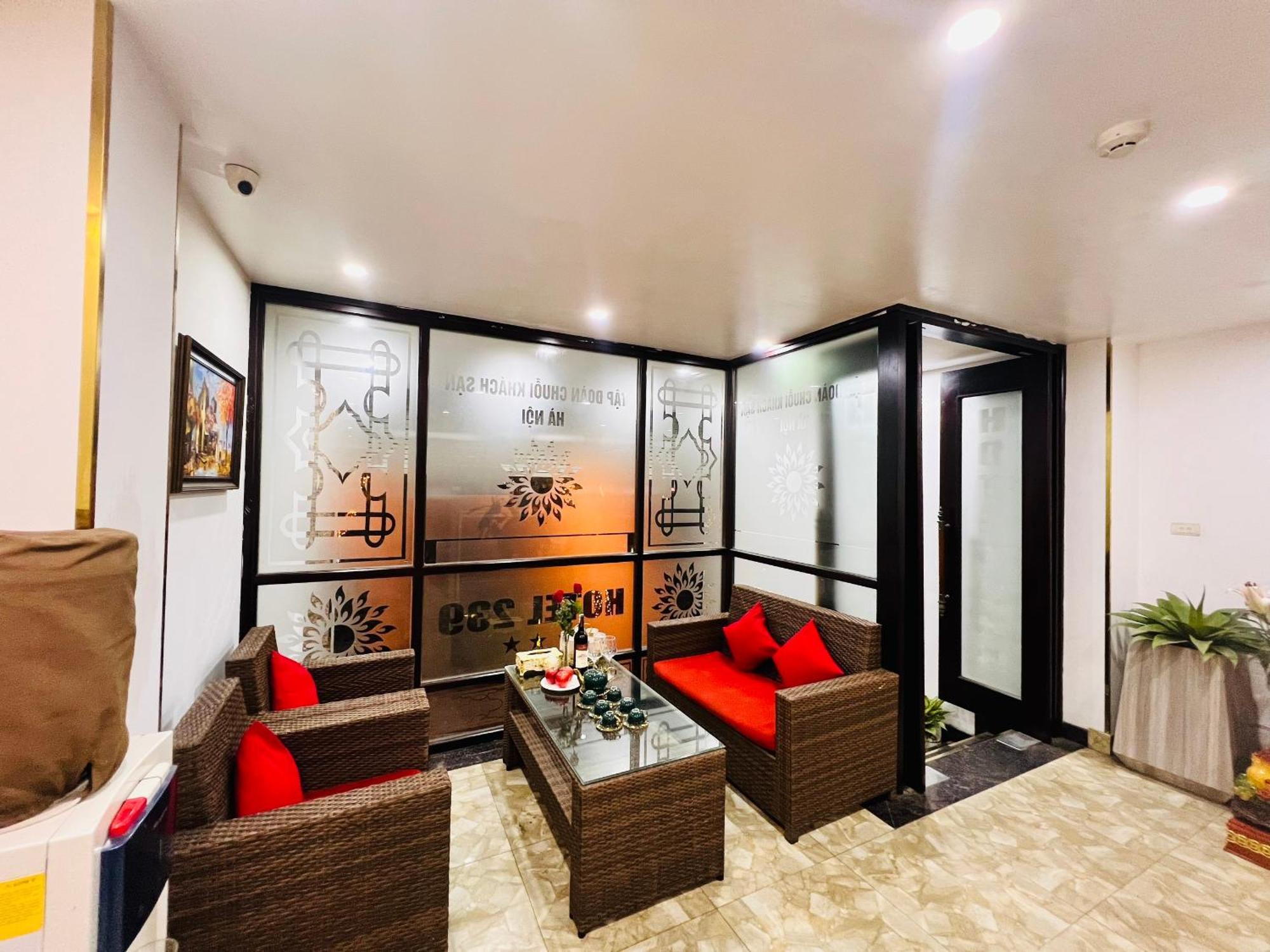 Hotel Khach San 239 Hanoi Esterno foto